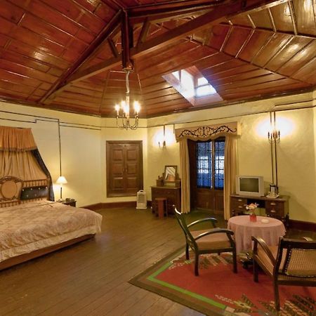 Hotel Chevron Rosemount Ranikhet Exterior foto
